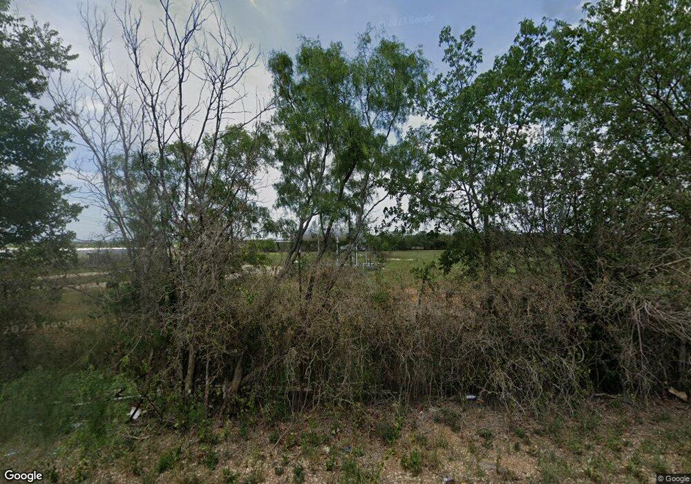 904 Kerr Rd, Fredericksburg, TX 78624 - photo 1