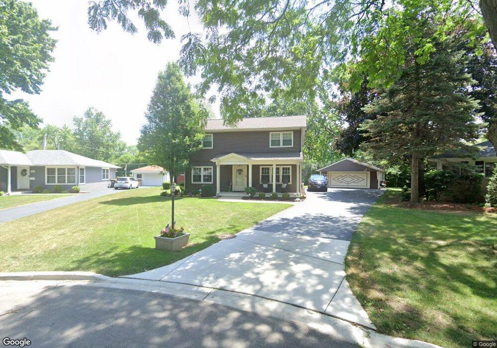 2904 South Ct, Rolling Meadows, IL 60008 - photo 1