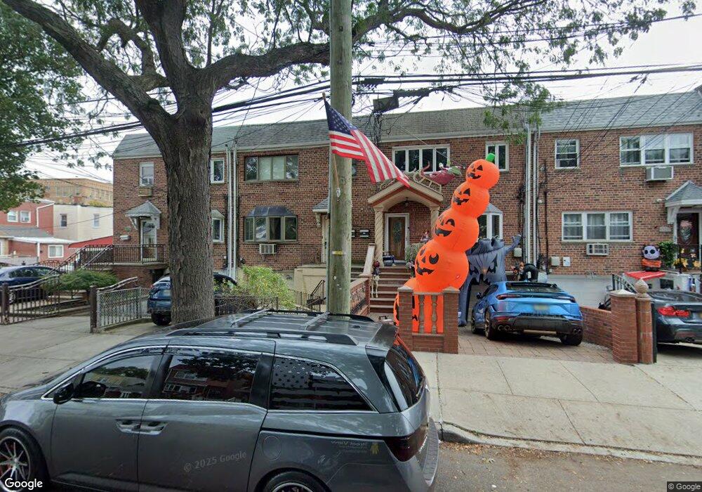 13215 89th St, Ozone Park, NY 11417 - photo 1