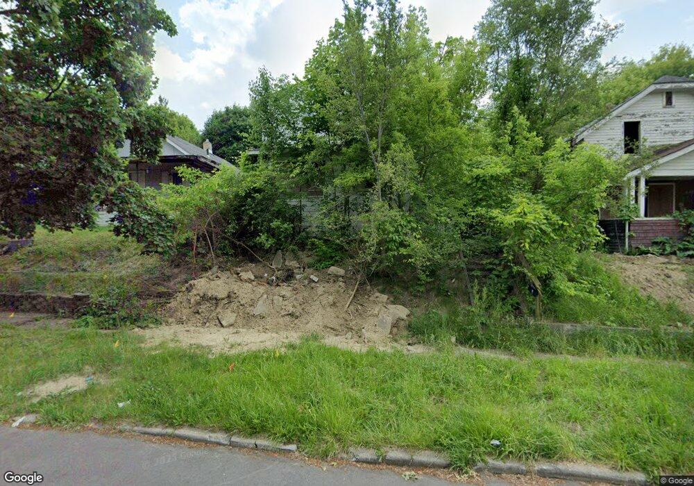 2417 Zimmerman St, Flint, MI 48503 - photo 1