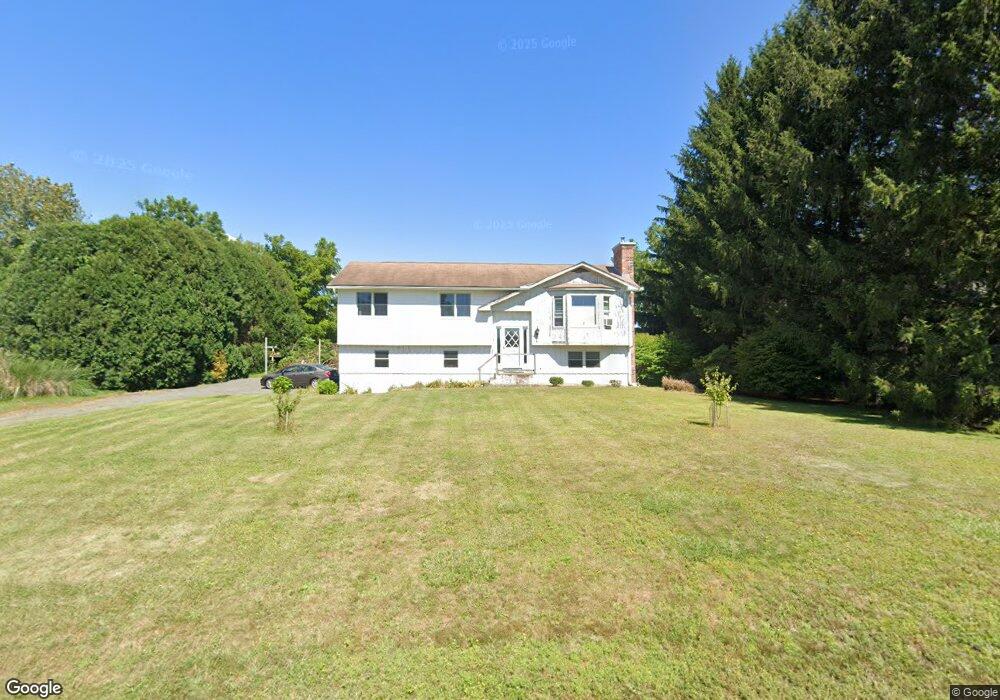 10 Hadley Place, Hadley, MA 01035 - photo 1