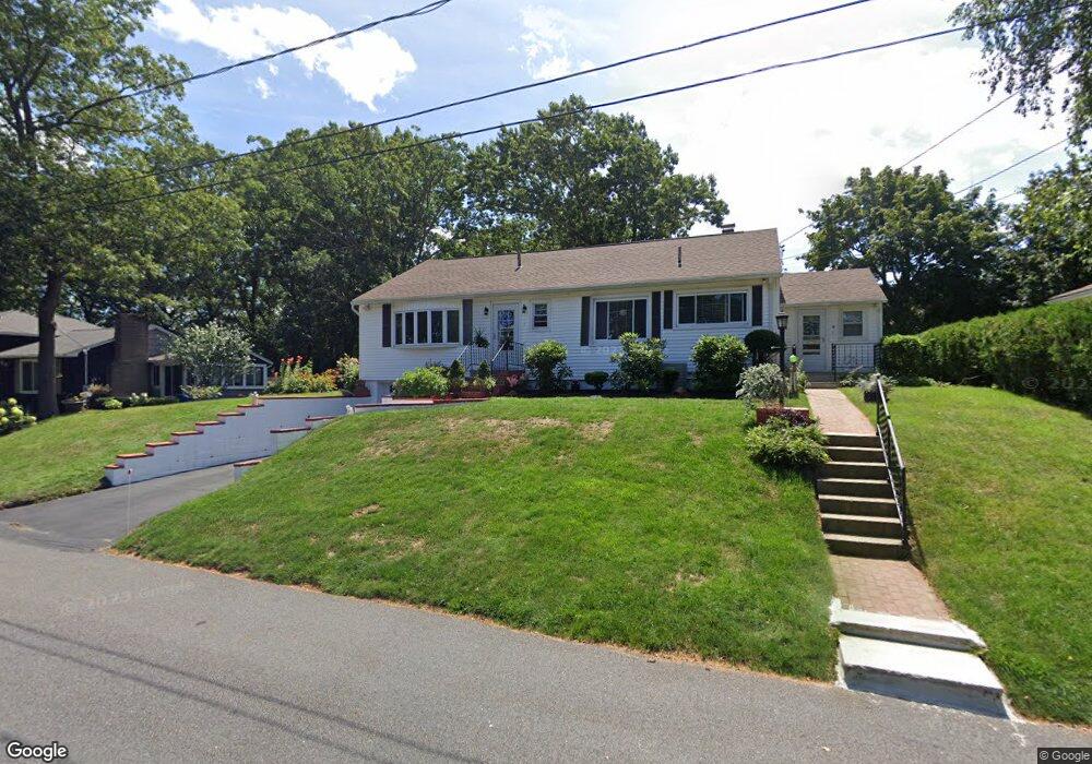 4 Colonial Dr, Lawrence, MA 01843 - photo 1