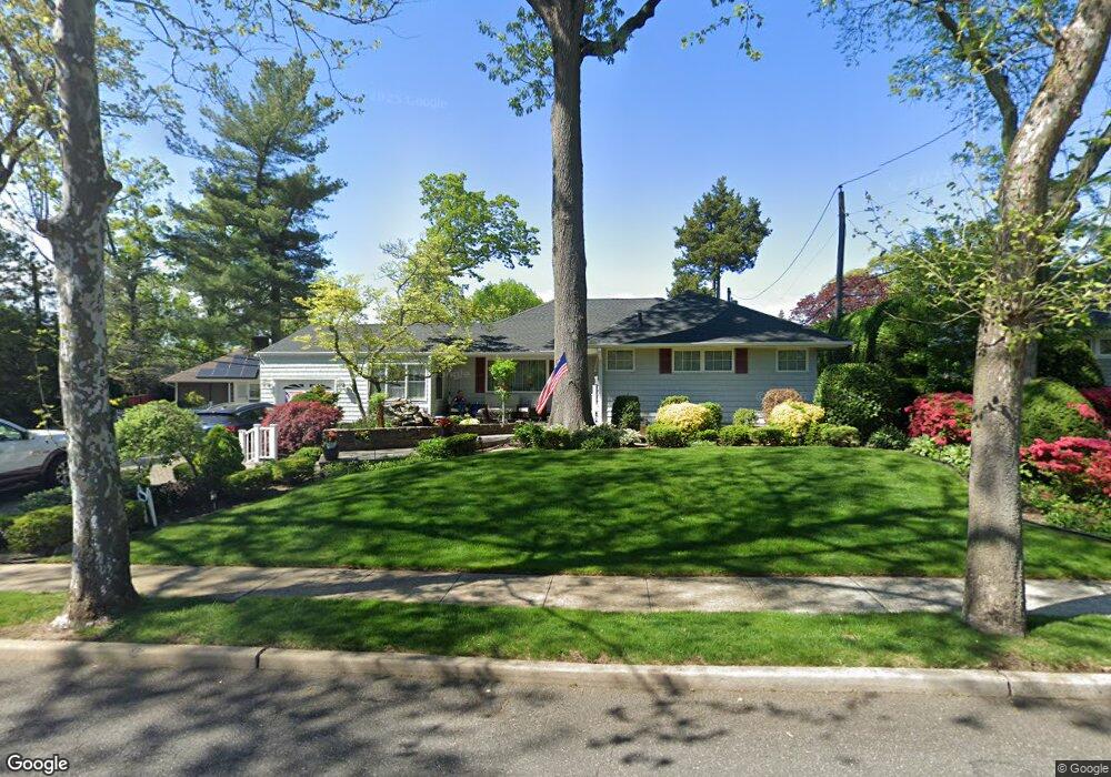 599 Mohawk Rd, West Hempstead, NY 11552 - photo 1