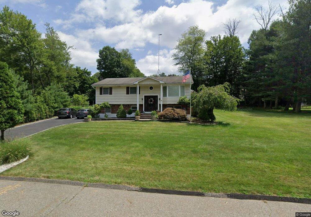 8 Laurel Ln, Spring Valley, NY 10977 - photo 1