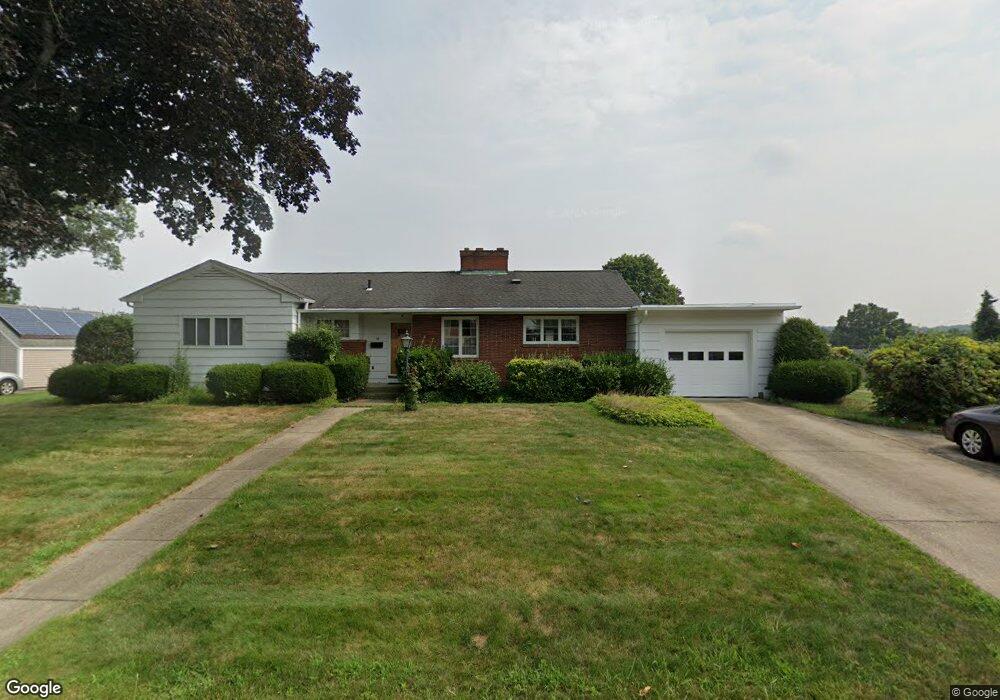 69 Oakridge St, Ludlow, MA 01056 - photo 1