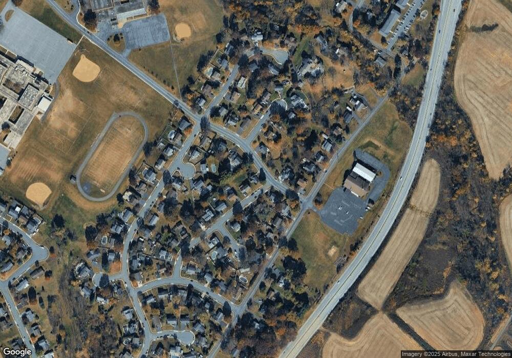 751 E 2nd St, Boyertown, PA 19512 - photo 1