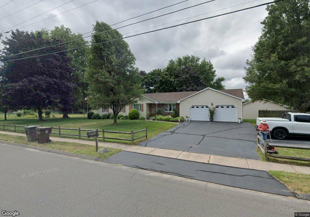 19 Olmstead Rd, Enfield, CT 06082 - photo 1