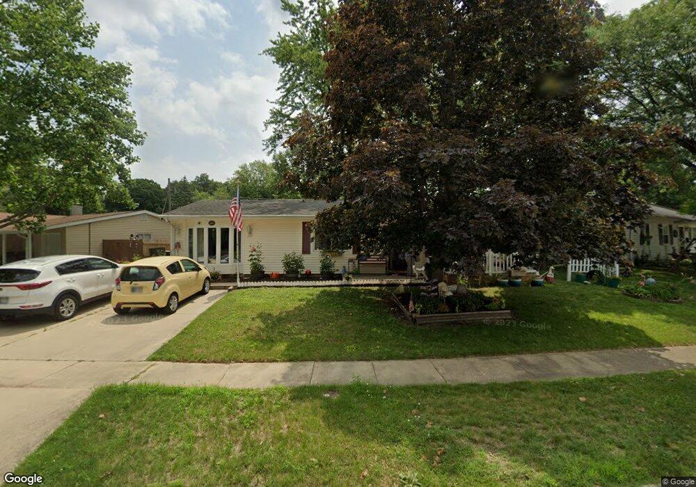 2409 Robinwood Dr, Lafayette, IN 47909 - photo 1