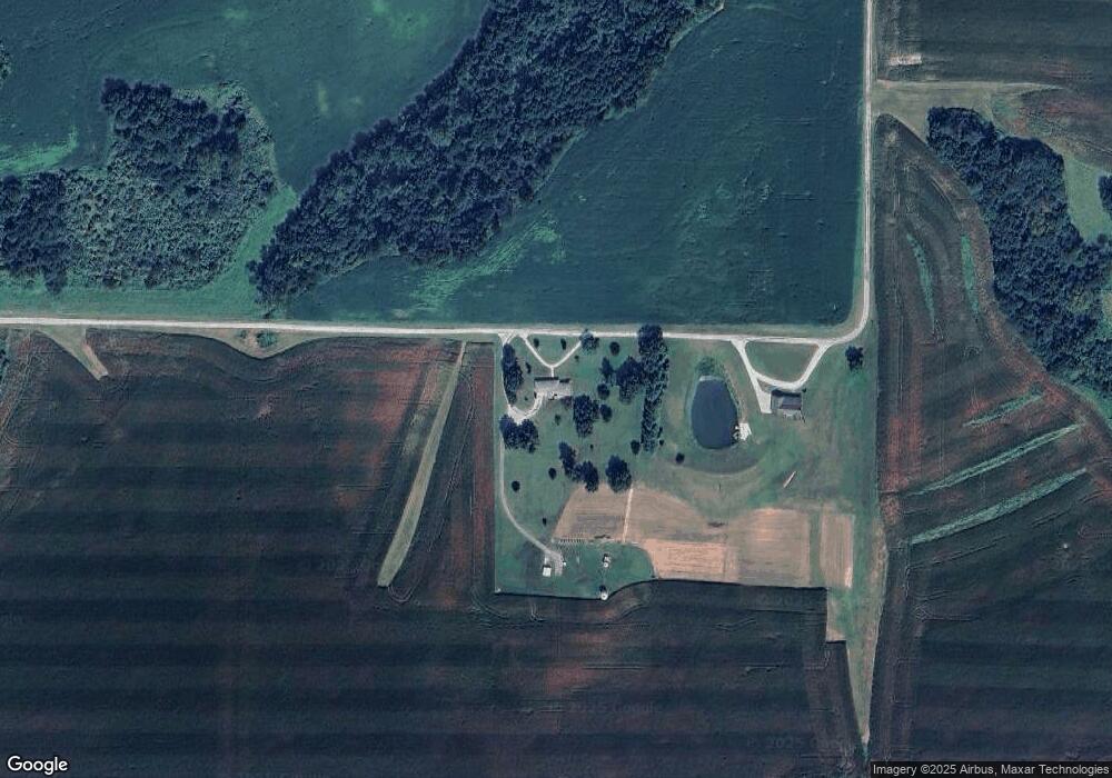 1521 Dirt Rd, Arenzville, IL 62611 - photo 1