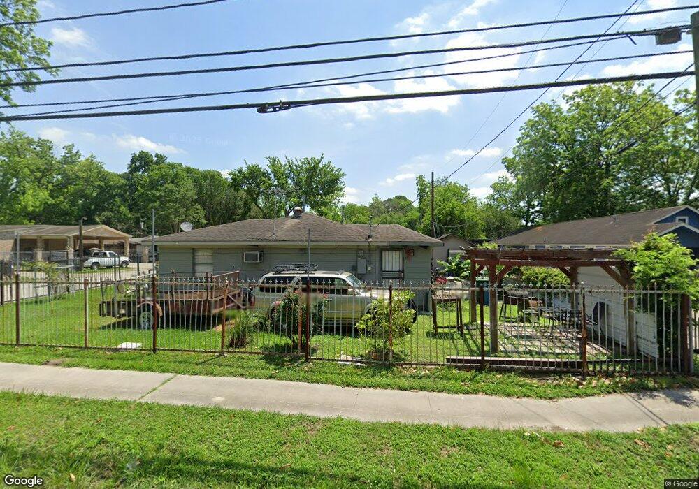 8736 Lomax St, Houston, TX 77093 - photo 1