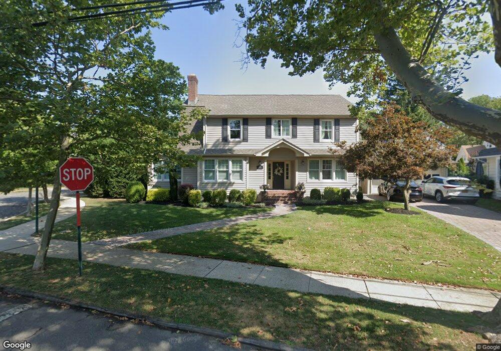 49 Ontario Rd, Floral Park, NY 11001 - photo 1