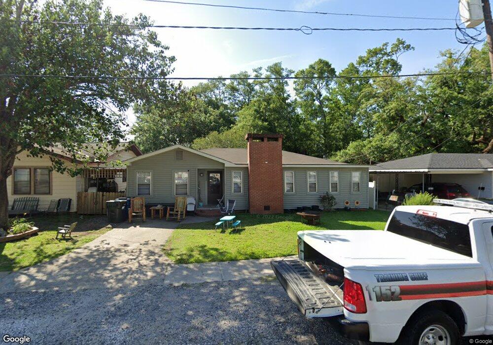 113 N Evangeline St, New Iberia, LA 70560 - photo 1