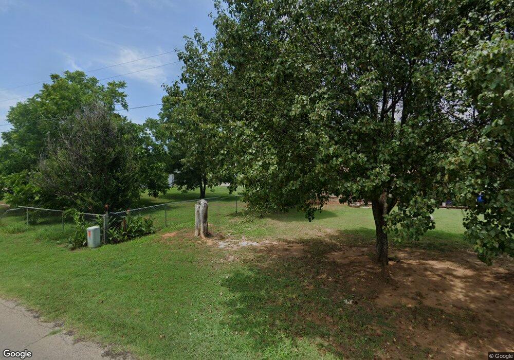 1121 W Camelback Rd, Duncan, OK 73533 - photo 1