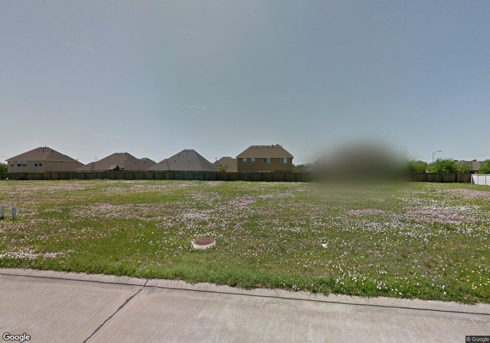 3804 Canterbury Park Dr, Pearland, TX 77584 - photo 1