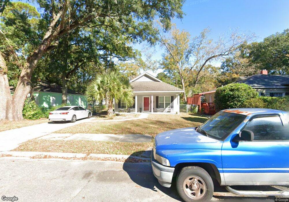1318 E 55th St, Savannah, GA 31404 - photo 1
