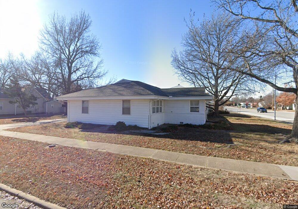 2726 Main St, Parsons, KS 67357 - photo 1