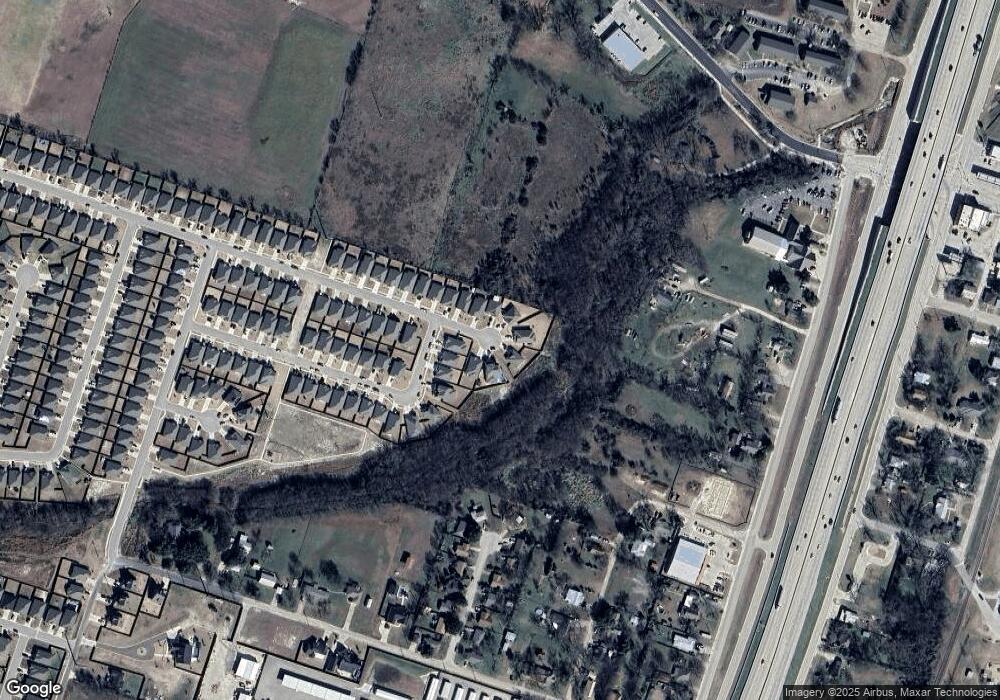 401 Oxford Ln, Troy, TX 76579 - photo 1