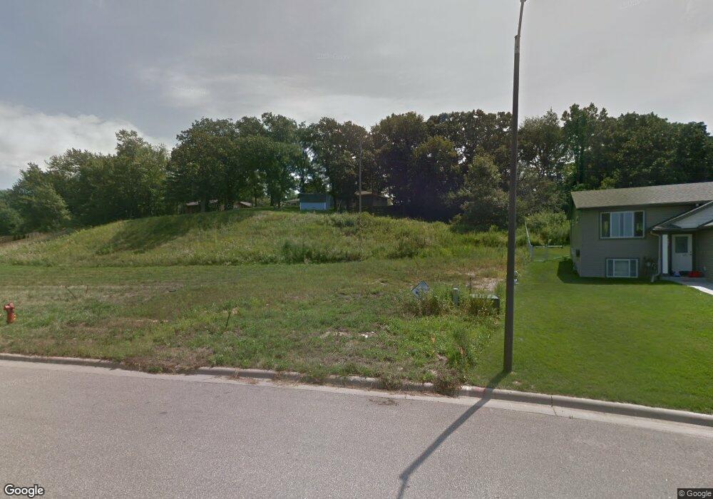 723 Strafford Dr, Zumbrota, MN 55992 - photo 1