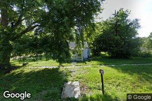 621 S 11th St, Wymore, NE 68466