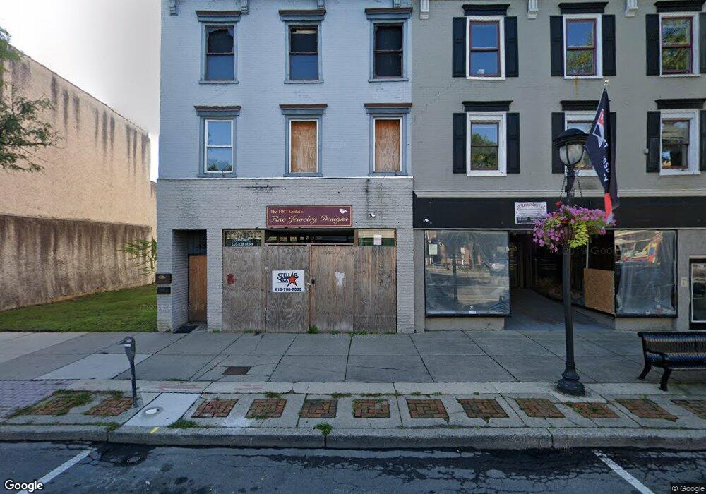 611 Main St, Stroudsburg, PA 18360 - photo 1