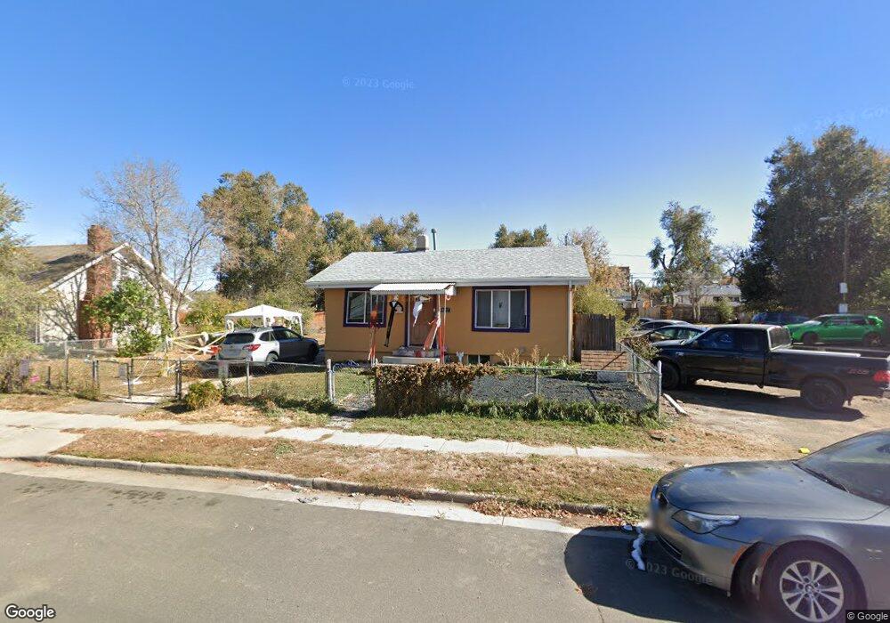 1678 Geneva St, Aurora, CO 80010 - photo 1