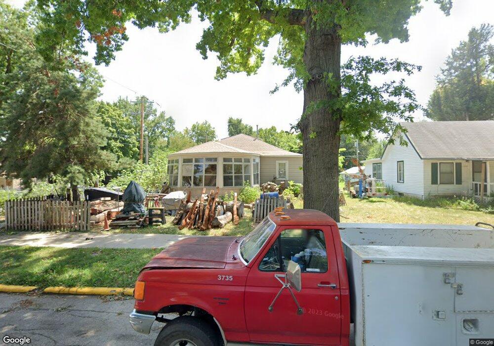 1501 Pierre St, Manhattan, KS 66502 - photo 1