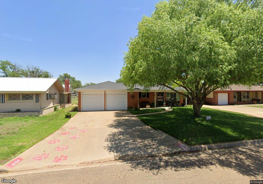 1004 Borger St, Plainview, TX 79072 - photo 1