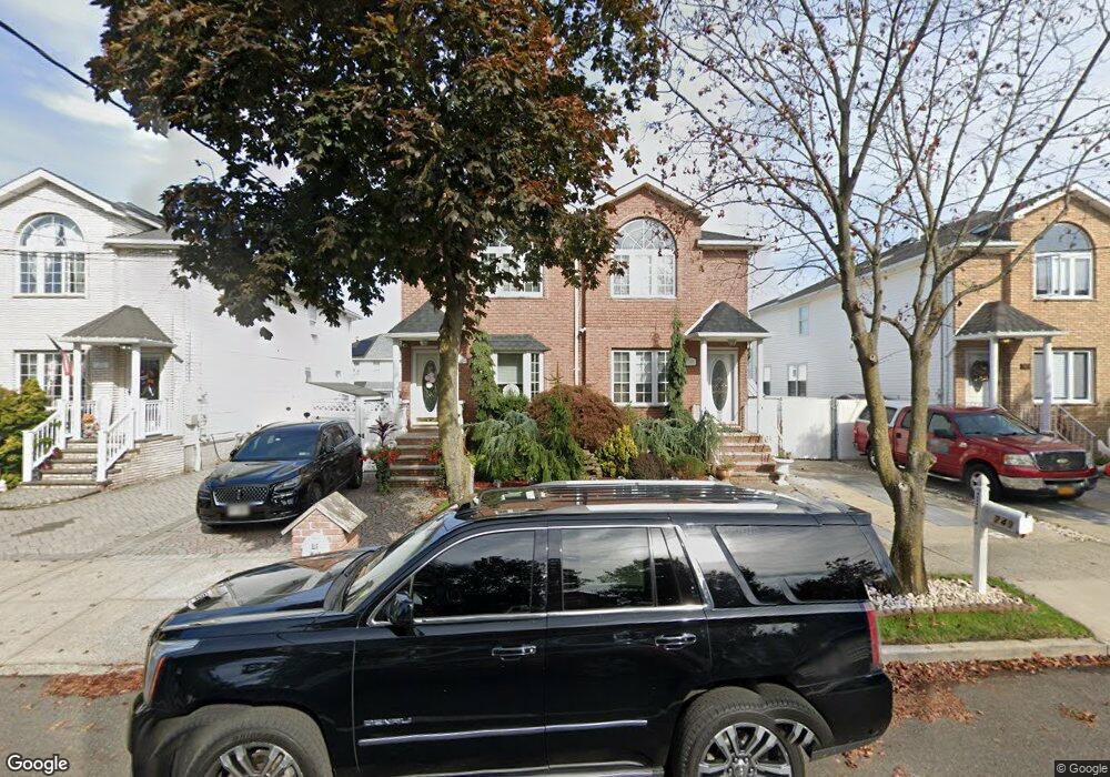 751 Correll Ave, Staten Island, NY 10309 - photo 1