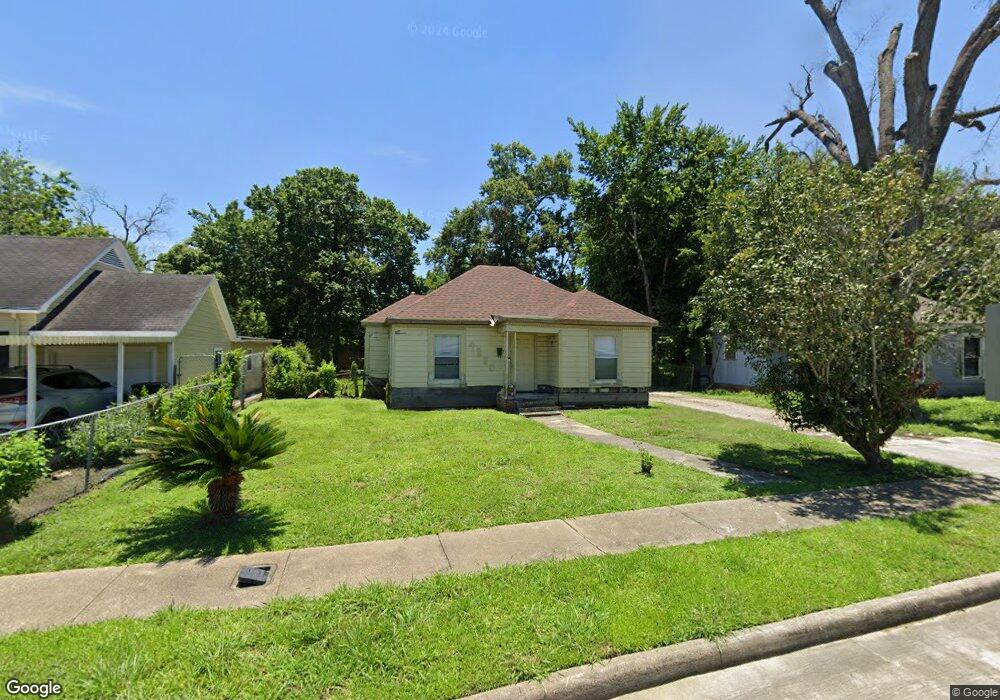 4520 Willowbrook Blvd, Houston, TX 77021 - photo 1