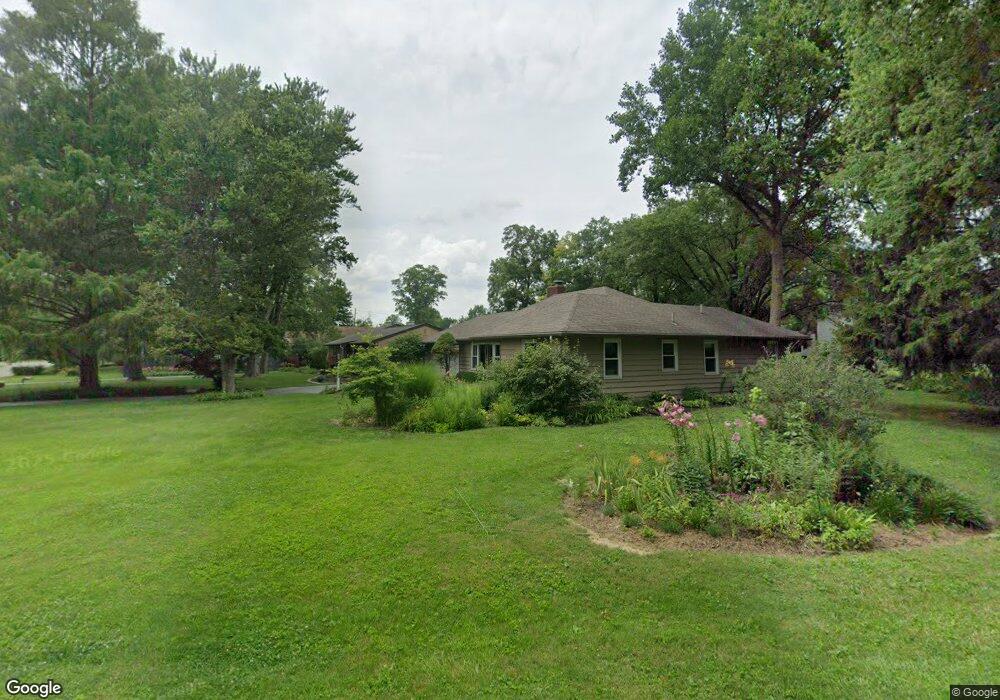 1126 Beechview Dr N, Columbus, OH 43085 - photo 1