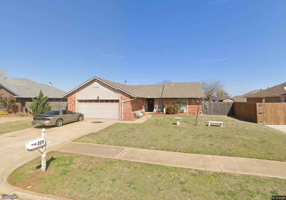 309 NE 16th St, Moore, OK 73160 - photo 1