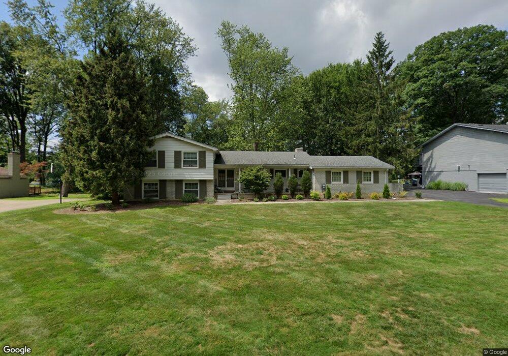 5152 Echo Rd, Bloomfield Hills, MI 48302 - photo 1