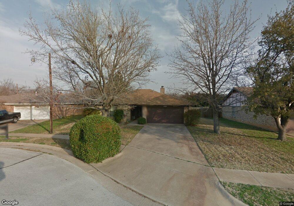 2412 Westpark Way Cir, Euless, TX 76040 - photo 1