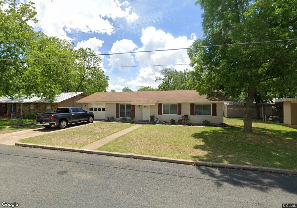 803 N Crockett St, Fredericksburg, TX 78624 - photo 1