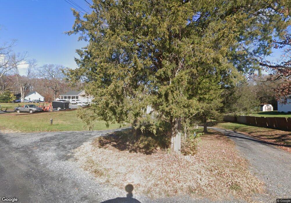 890 Strasburg Rd, Front Royal, VA 22630 - photo 1