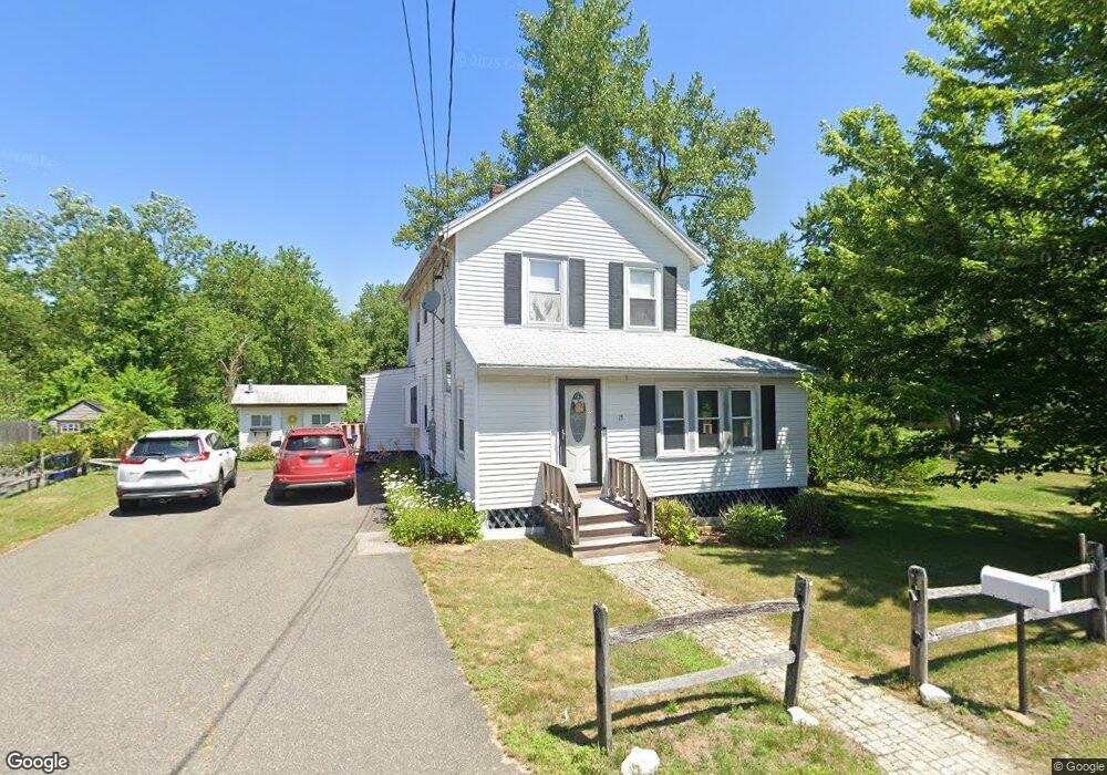 15 Lilypond Ave, Saugus, MA 01906 - photo 1