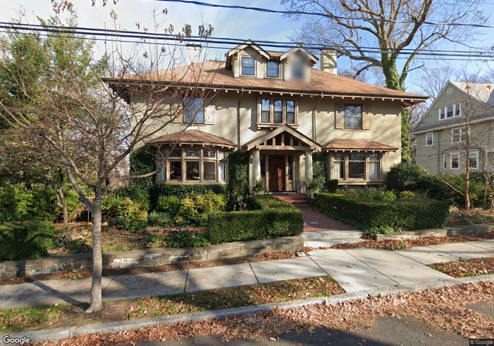 117 Lake View Ave, Cambridge, MA 02138 - photo 1