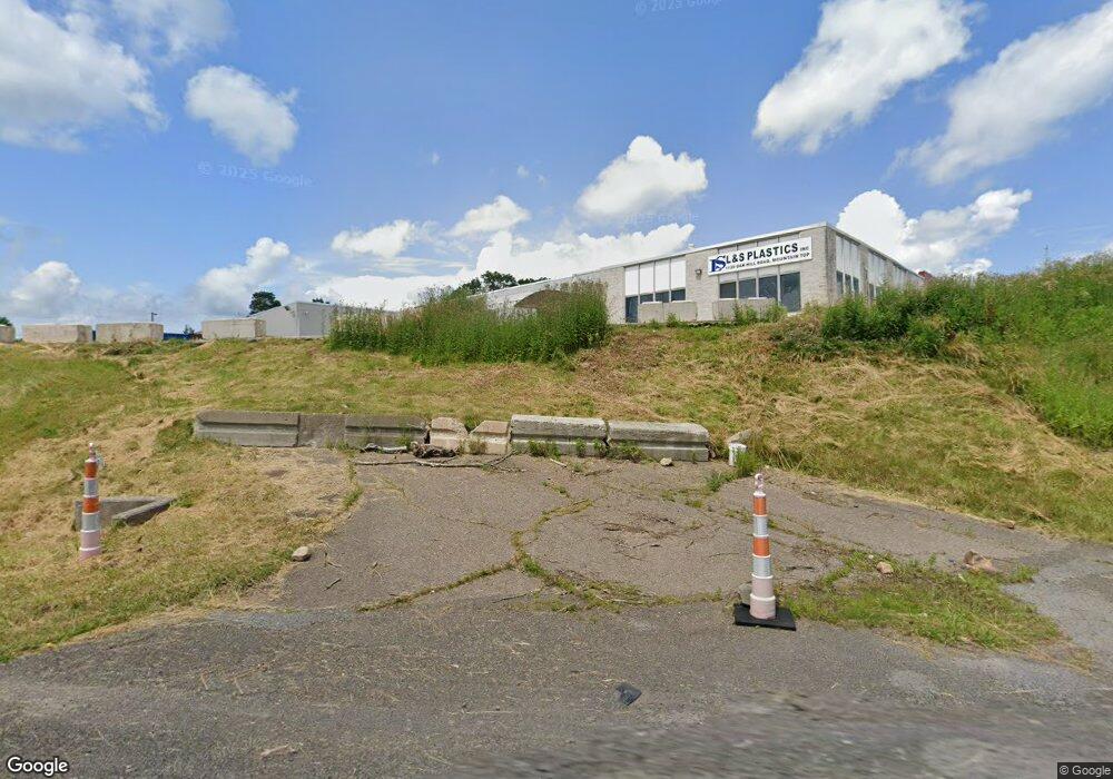 1120 Oak Hill Rd, Mountain Top, PA 18707 - photo 1