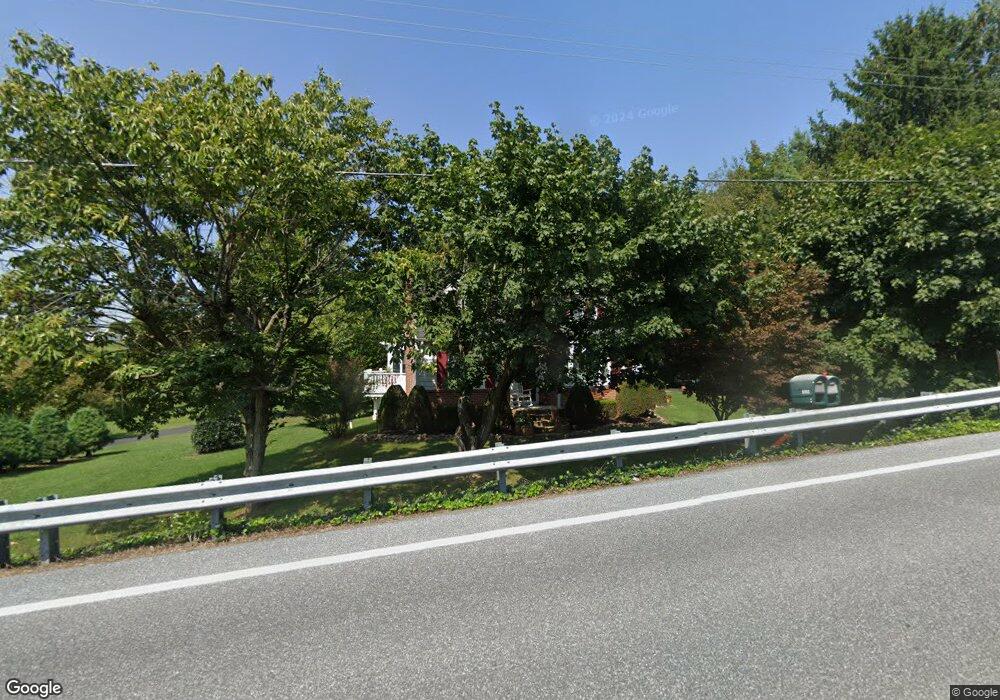 9247 Tomstown Rd, Waynesboro, PA 17268 - photo 1