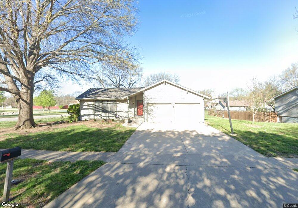 3225 SW Kent St, Topeka, KS 66614 - photo 1