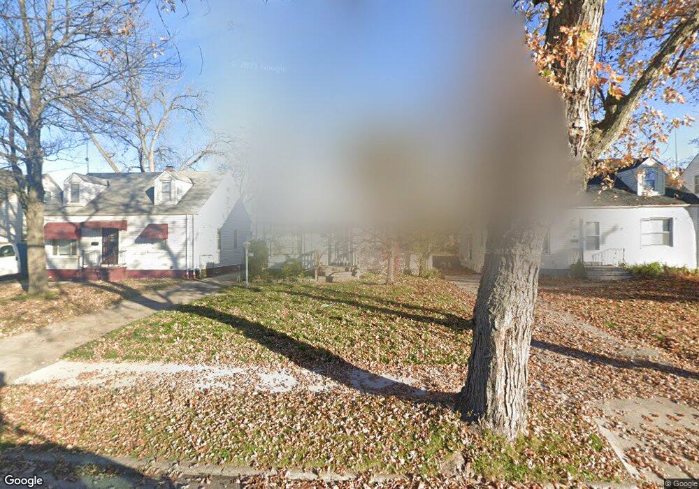 21317 Watson Rd, Maple Heights, OH 44137 - photo 1