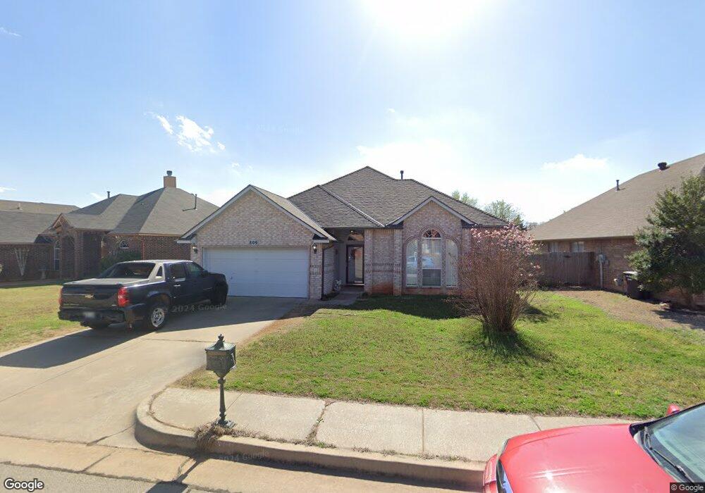 809 Oak Creek Dr, Moore, OK 73160 - photo 1