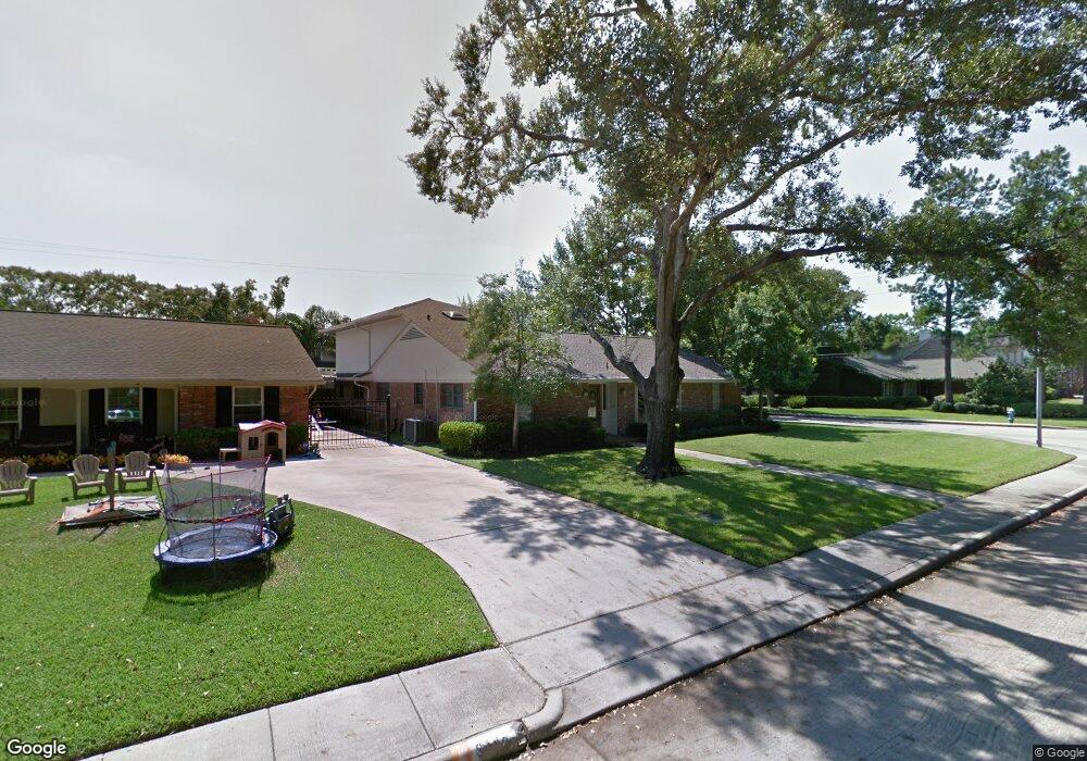 6167 Olympia Dr, Houston, TX 77057 - photo 1