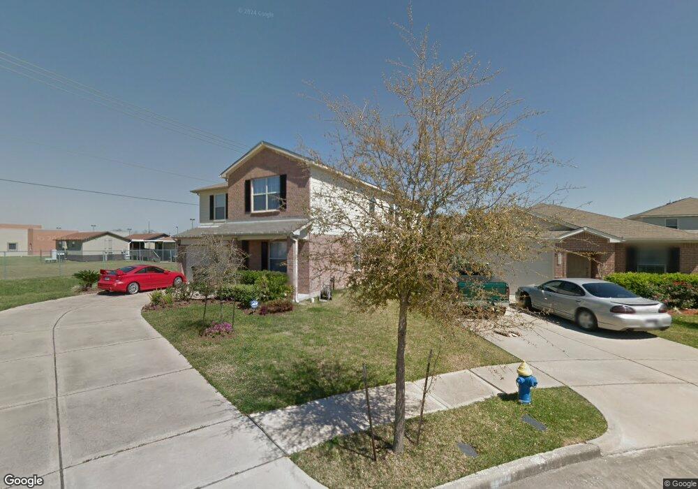 10303 Dalehurst Ct, Houston, TX 77075 - photo 1