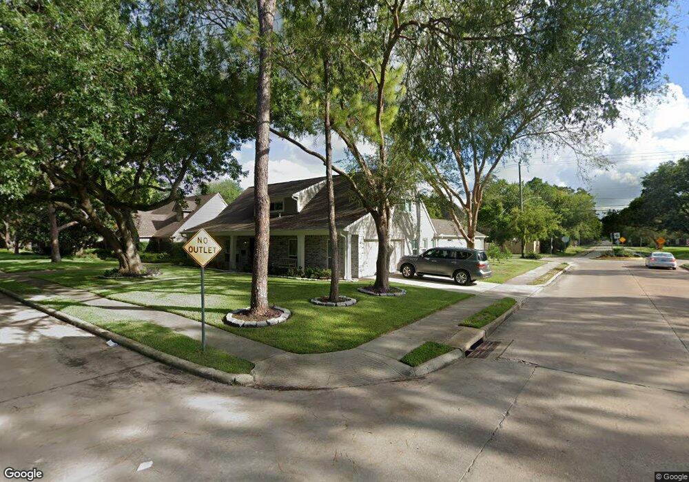 12467 Woodthorpe Ln, Houston, TX 77024 - photo 1