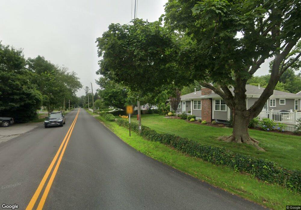 92 Allen Neck Rd, South Dartmouth, MA 02748 - photo 1