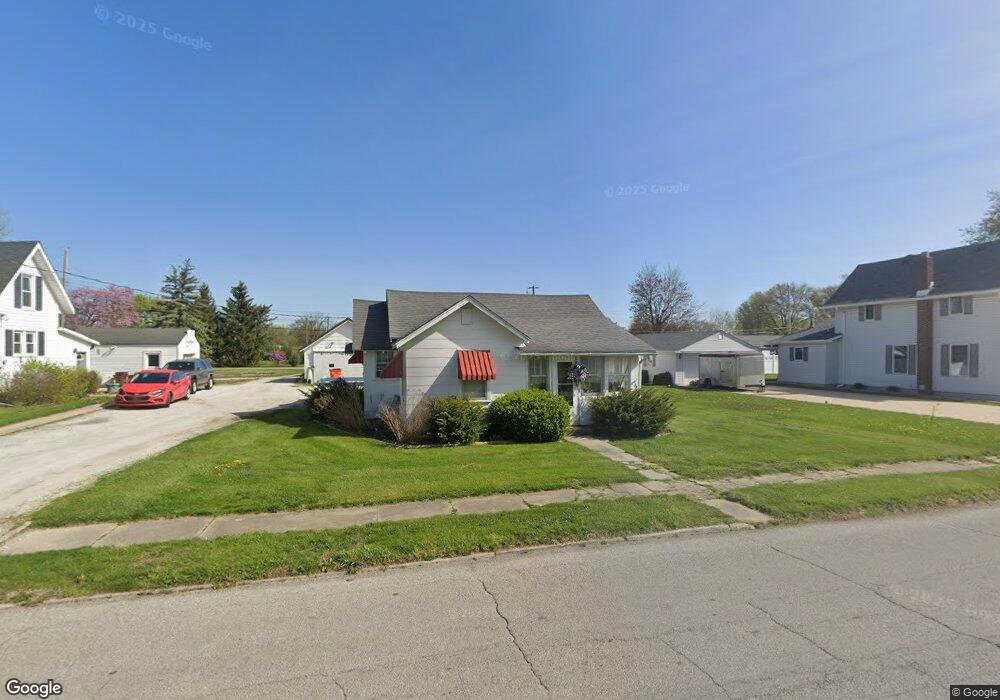 205 E Lyons St, Swayzee, IN 46986 - photo 1