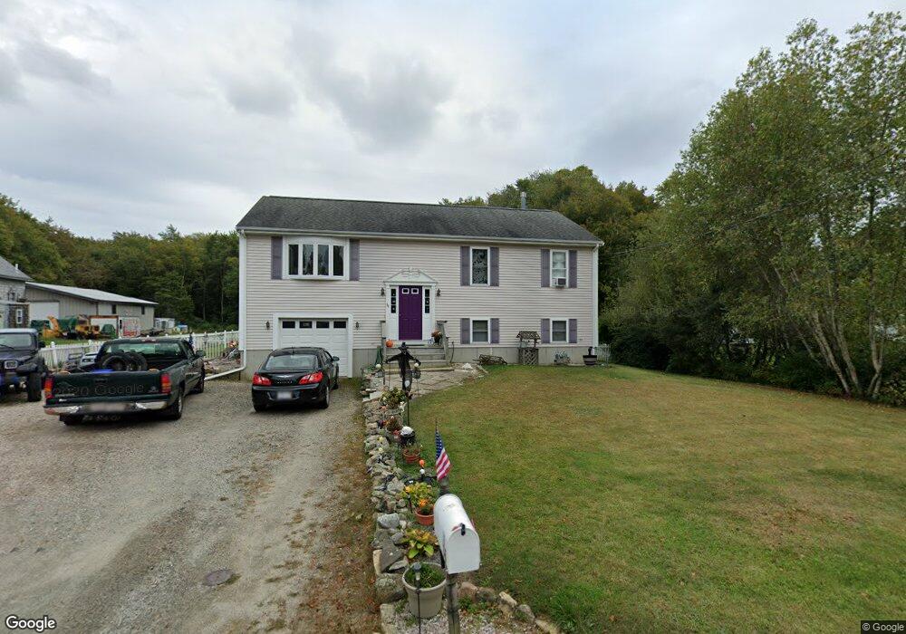 36 Spring St, North Dartmouth, MA 02747 - photo 1