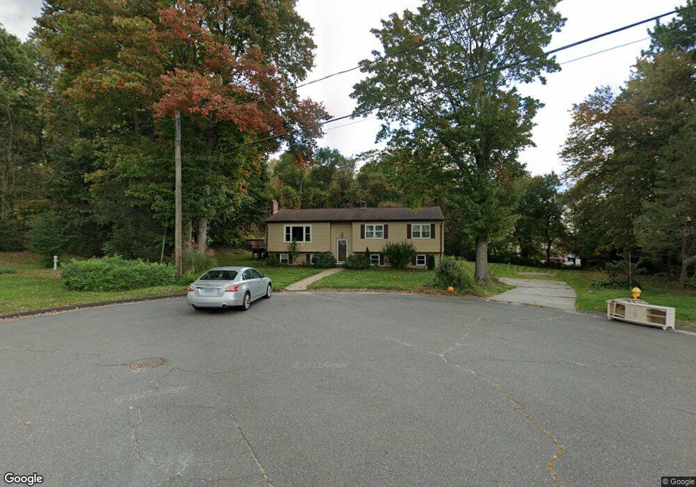 34 Darren Ct, Waterbury, CT 06708 - photo 1