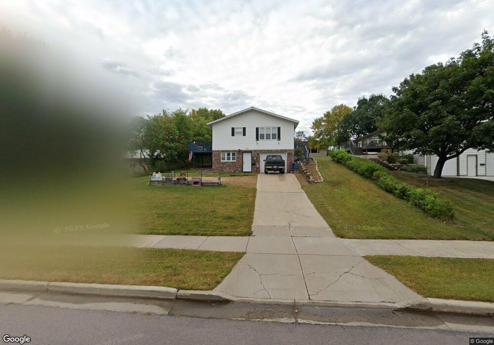 1607 N Garden St, New Ulm, MN 56073 - photo 1